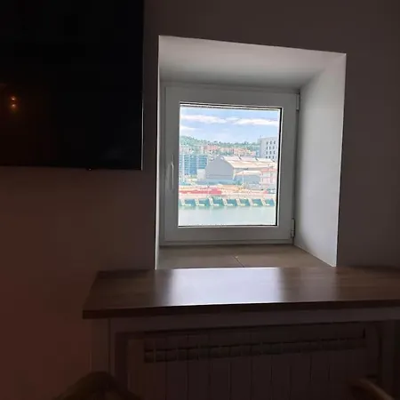 Apartmán Desayuno Con Vistas A La Ria By Guggenko *